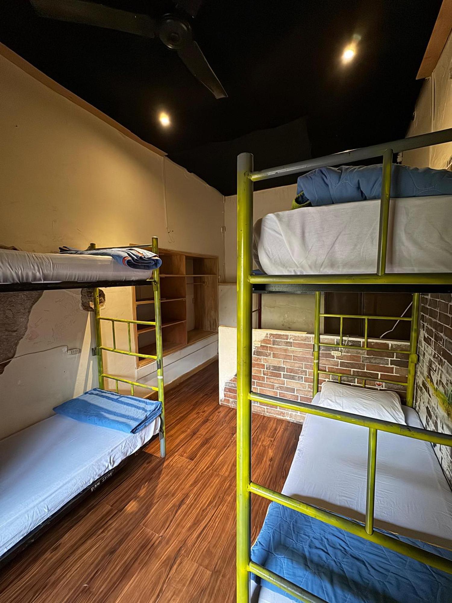 Volko Party Hostel Antigua Εξωτερικό φωτογραφία
