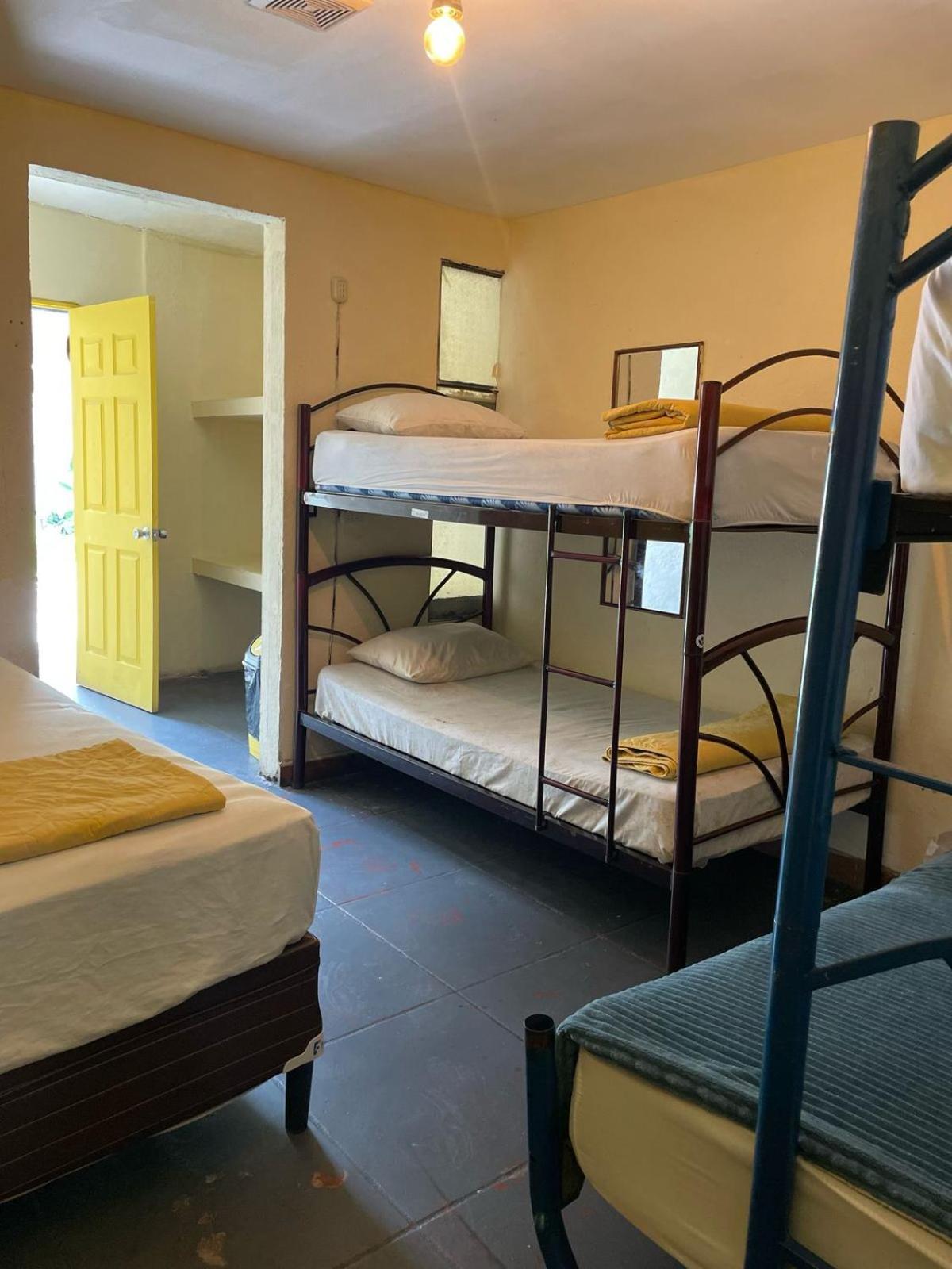 Volko Party Hostel Antigua Δωμάτιο φωτογραφία